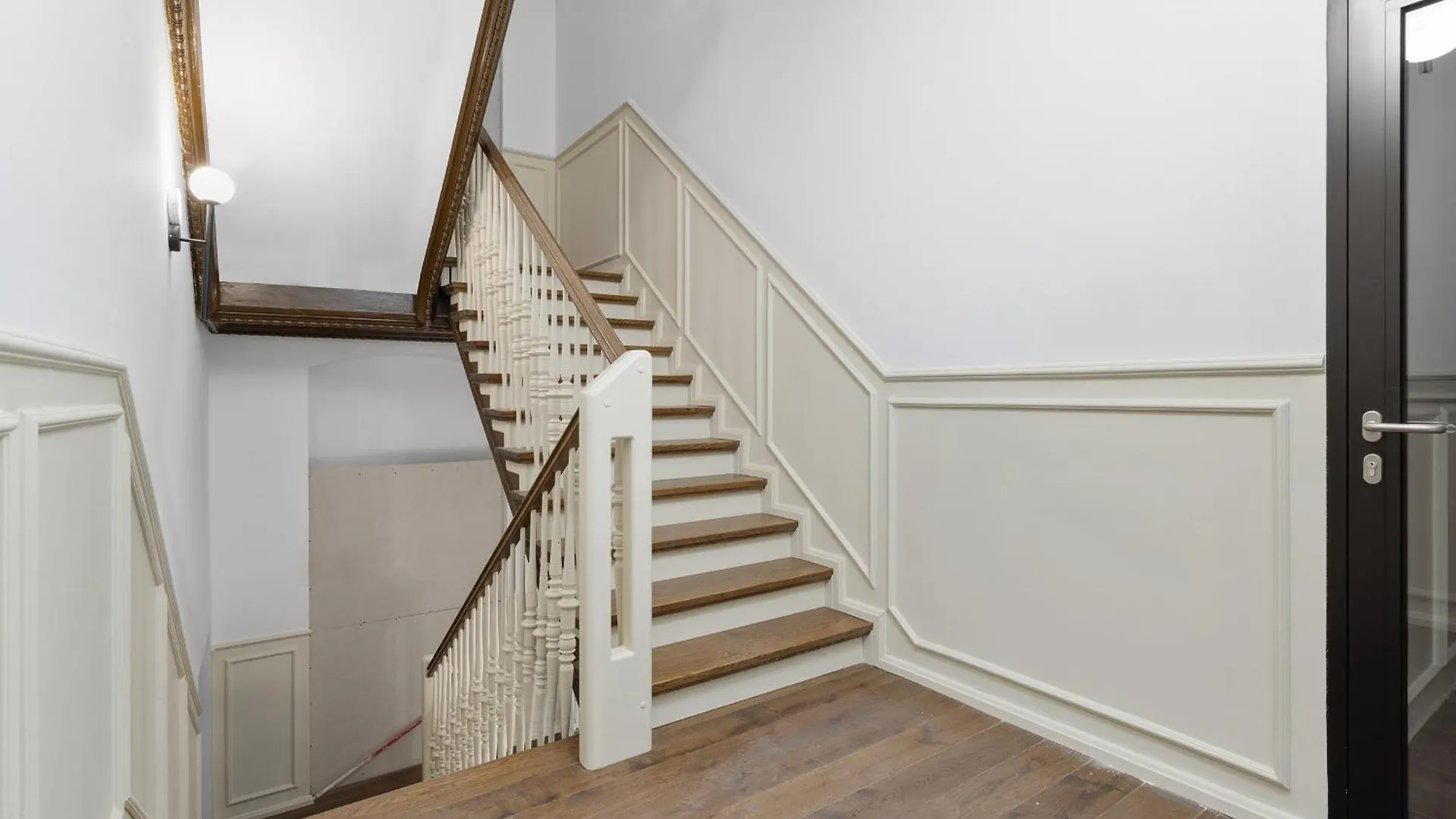 شقة Very Berry - Piekary 13B - Apartmenty Stare Miasto, Self Check In 24H! بوزنان بولندا