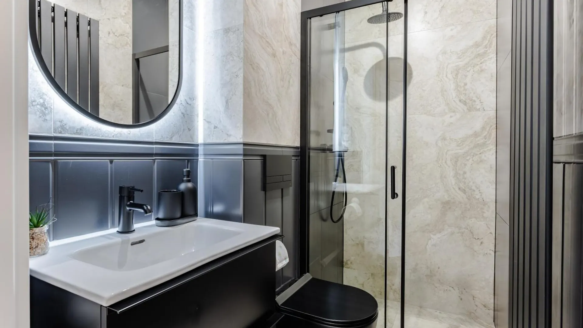 Very Berry - Piekary 13B - Apartmenty Stare Miasto, Self Check In 24H! بوزنان بولندا