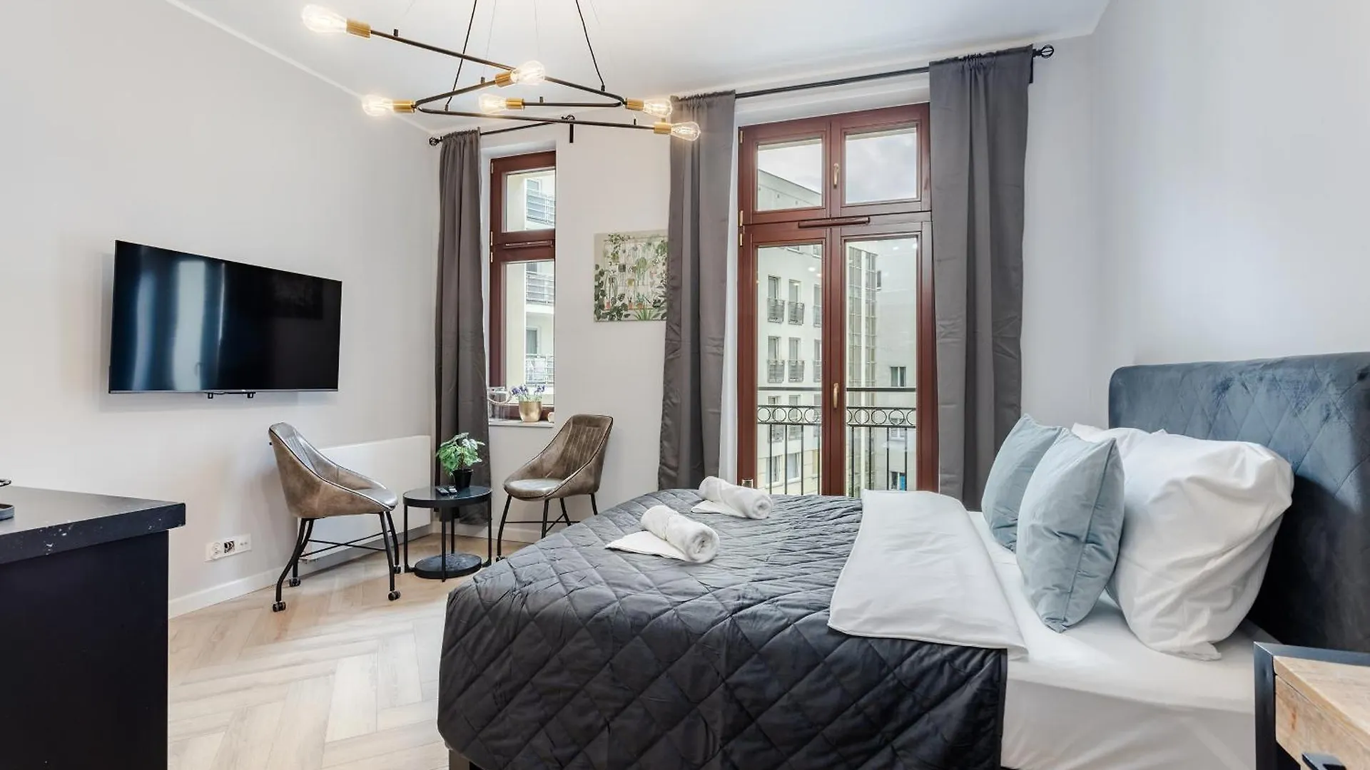 Very Berry - Piekary 13B - Apartmenty Stare Miasto, Self Check In 24H! بوزنان شقة